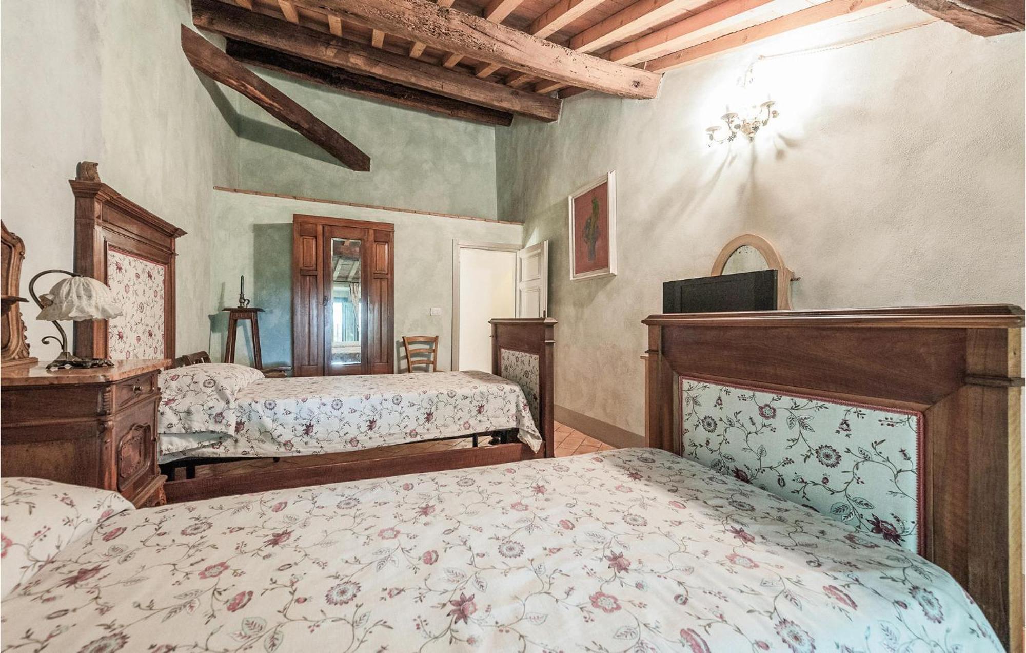 Lovely Apartment In Loc, Scalabrelli With Wifi Catabbio Экстерьер фото